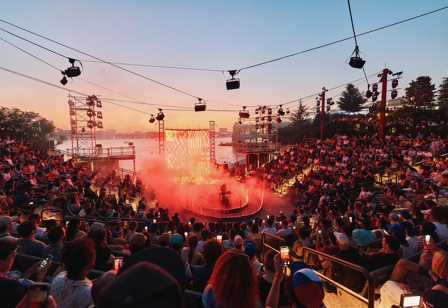 XVY – Bando Stone & The New World, Little Island, New York, 07/2024, ph: Emilio Madrid XVY – Bando Stone & The New World, Little Island, New York, 07/2024, ph: Emilio Madrid